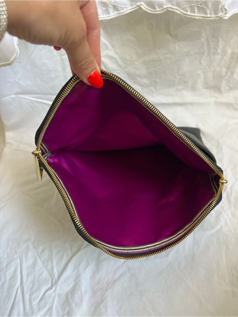 Henri Bendel Black Leather Envelope Shoulder Bag Clutch Gold Chain